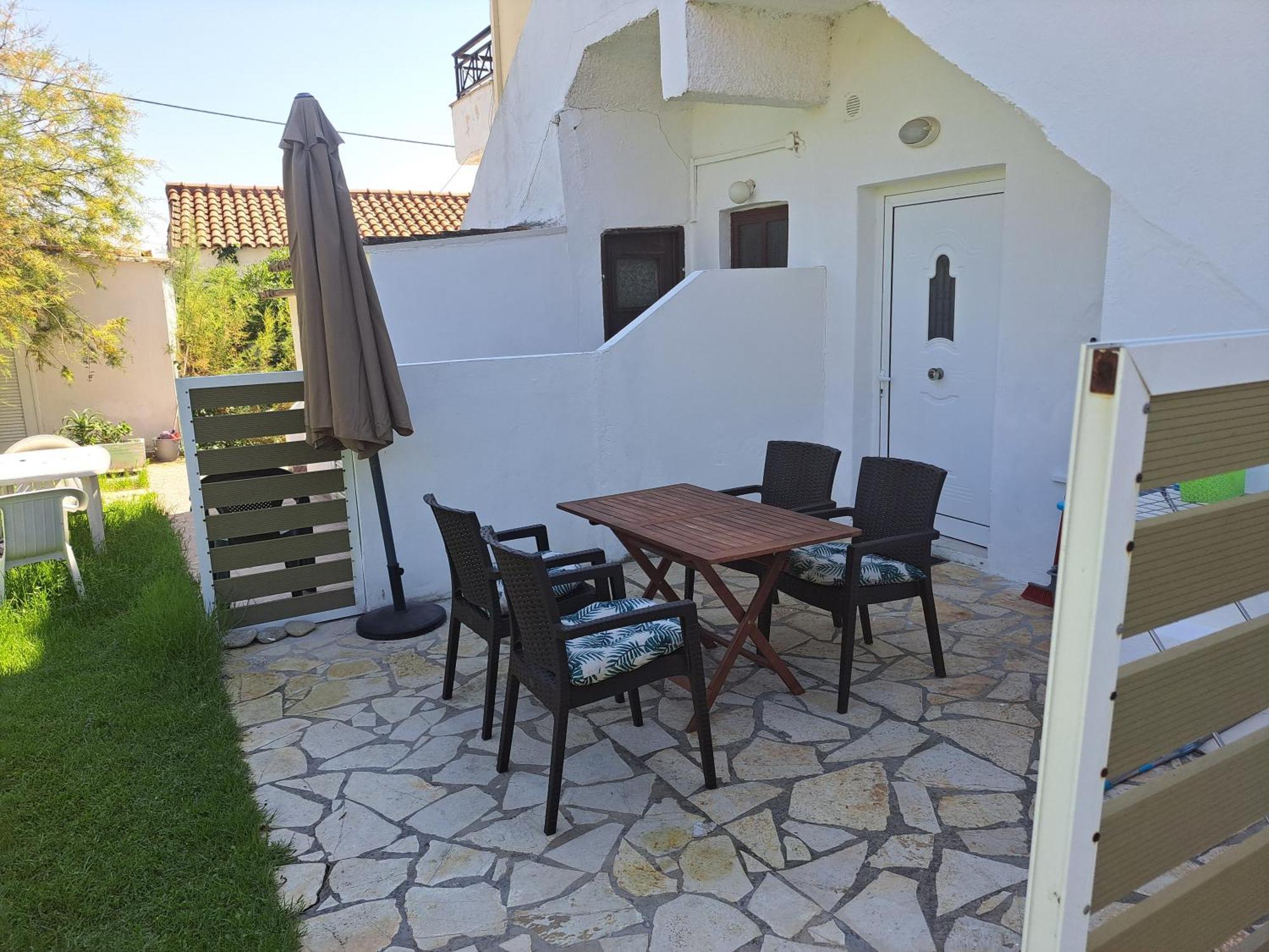 Foivos Seaside Apartments Agios Georgios  Exterior photo