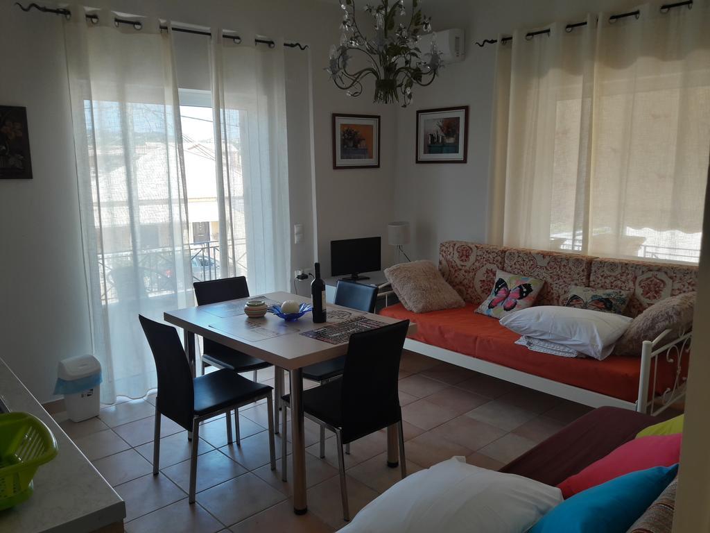Foivos Seaside Apartments Agios Georgios  Exterior photo