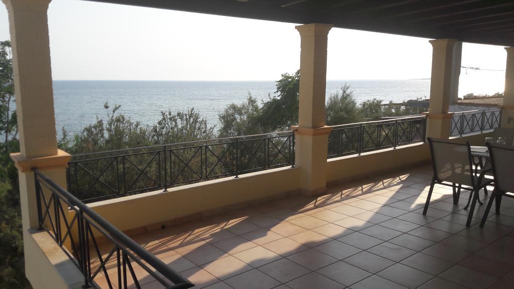 Foivos Seaside Apartments Agios Georgios  Exterior photo