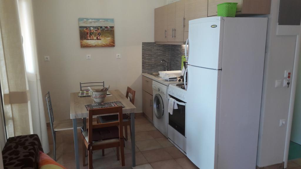 Foivos Seaside Apartments Agios Georgios  Exterior photo